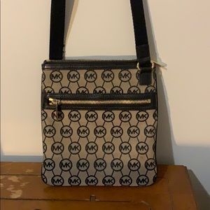 Michael Kors crossbody purse